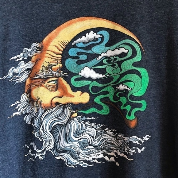 MEN’S XL unique t-shirt. Blue with moon graphic. Unisex. - Picture 2 of 3